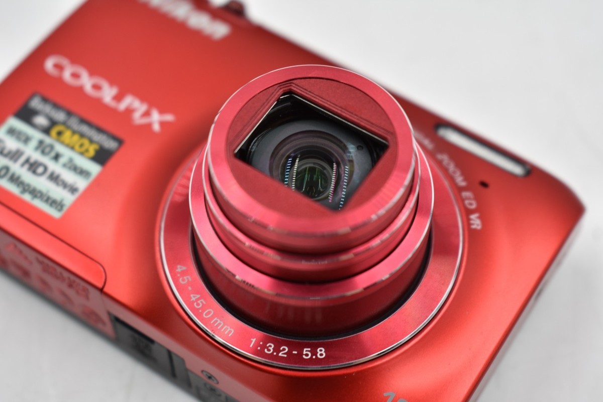 Nikon COOLPIX S6300 16.0MP Digital Camera Red Complete - FULLY