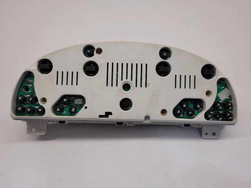 2004 04 05 2006 06 Suzuki Forenza velocímetro clúster mph at Foto 4 de 4