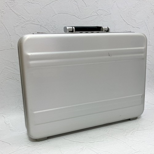 ZERO HALLIBURTON Zero Halliburton P Series Attache Case Aluminum Silver with Ser