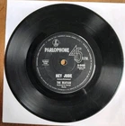 The Beatles  - Hey Jude / Revolution. 7"Single Australian Pressing.  VG.