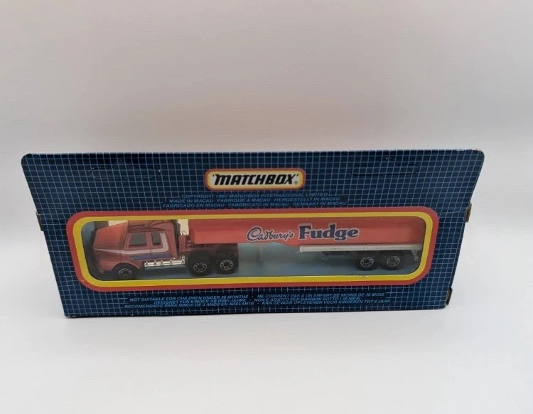 Matchbox Convoy CY-17 Scania Tanker Truck - Cadbury’s Fudge - Image 3 of 4