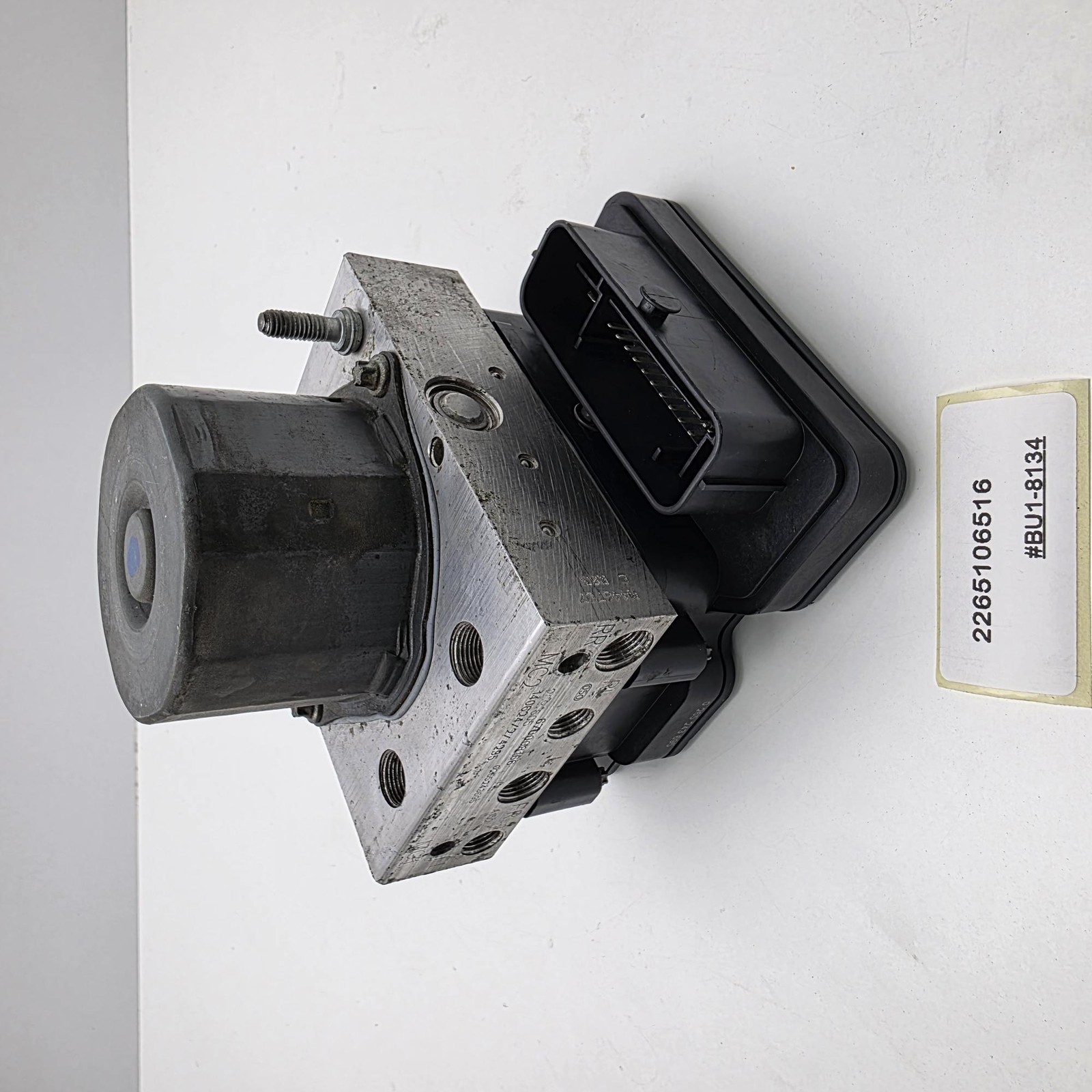 2014-2017 Maserati Ghibli ABS Anti Lock Brake Pump Module 2265106516
