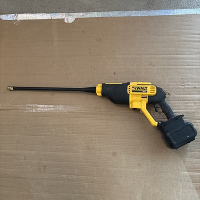 #ad DEWALT 20V MAX 550 PSI Cold Water Pressure Washer DCPW550B Read Desc $103.00
