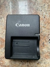 Genuine OEM Canon LC-E5 Battery Charger Built-In Plug For LP-E5 Battery Used