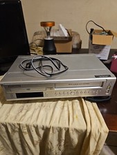 Sylvania DVD/VCR Combo Model: SSD800 No Remote Included Tested and Working