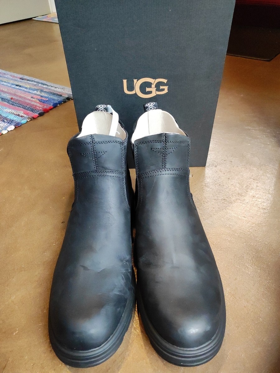 NEW in box UGG Men's Biltmore Chelsea Boots Black Leather Size 11