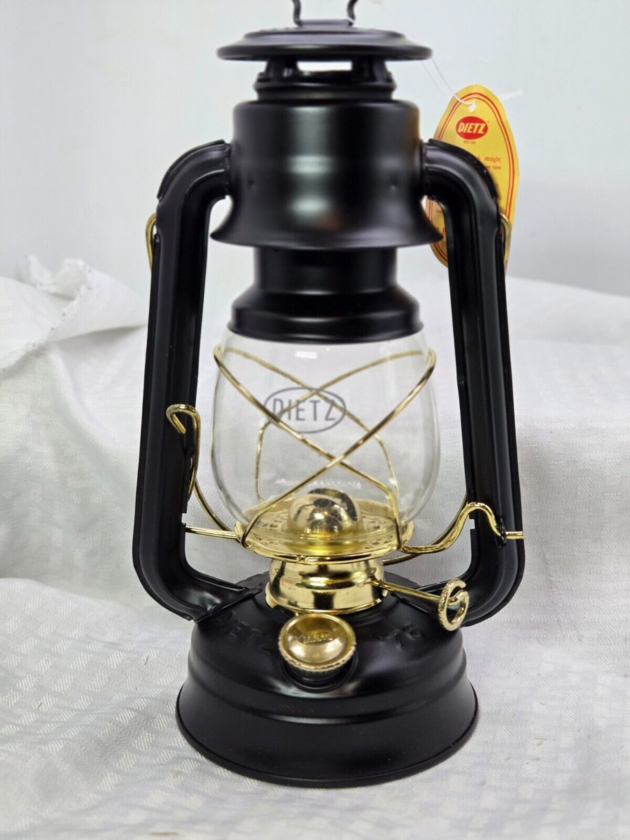 Dietz Authentic Hurricane Lantern - Old Reliable #76 The