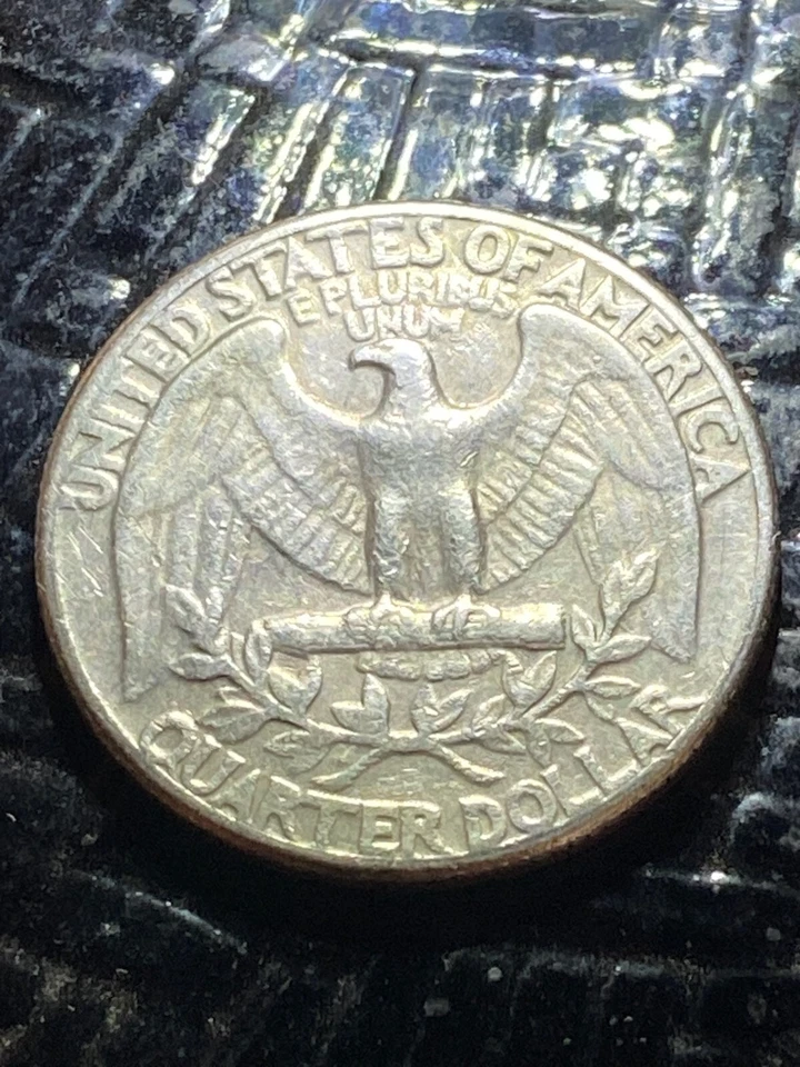 Moneda de error de cuarto D de cobre de Estados Unidos 1970 Liberty Letters on the Rim Foto 2 de 4