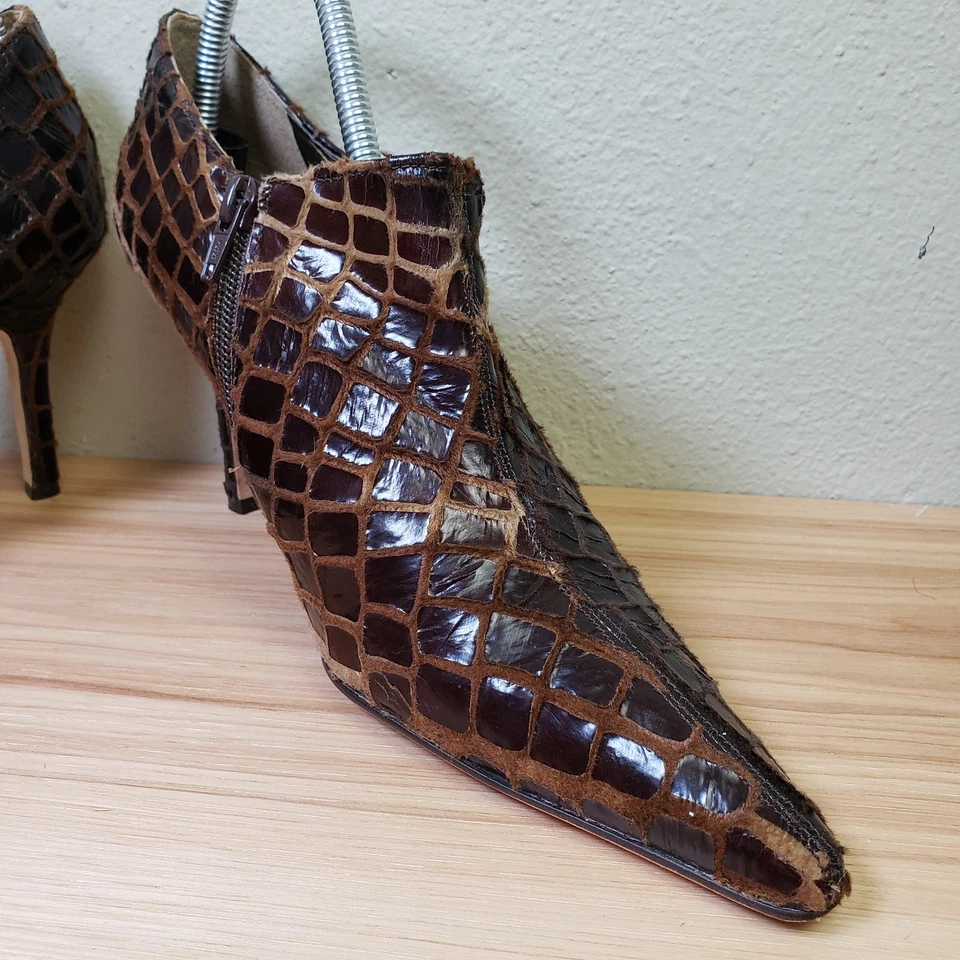 Botines Carole Little para mujer 8,5 punta punta tacón marrón cuero texturizado Foto 4 de 4