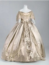 French 1861s Historical Fashion Victorian Princess Wedding Dress Bridal Gowns