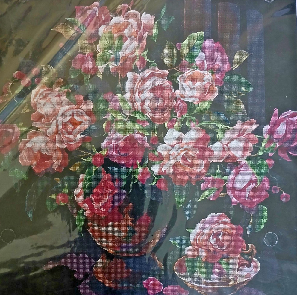 Classic Roses Kit 41330  20x20"