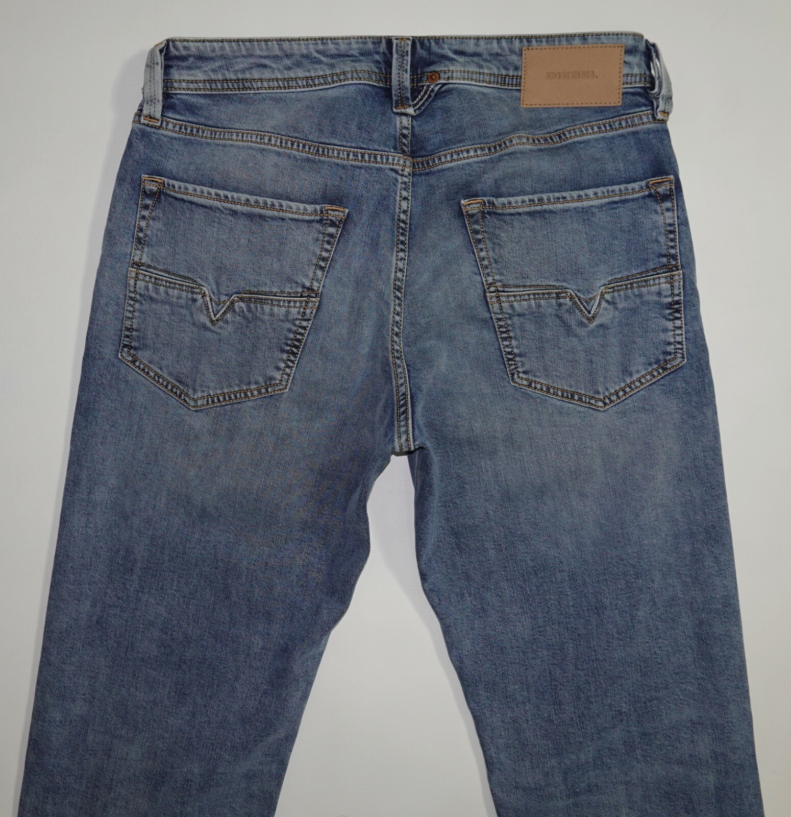 Diesel Men Larkee BEEX 00SU1X Slim Fit Jeans Blue Size 30w for  