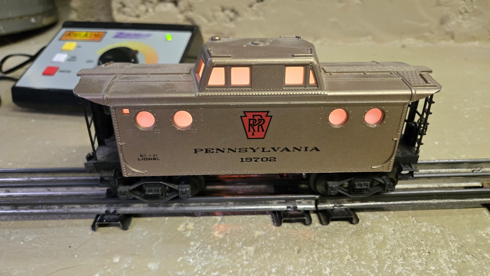 Click here to see eBay Auction