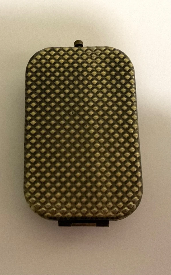 Retro handheld rectangle compact mirror, flower & butterfly design,  gift. M-7 - Image 3 of 4