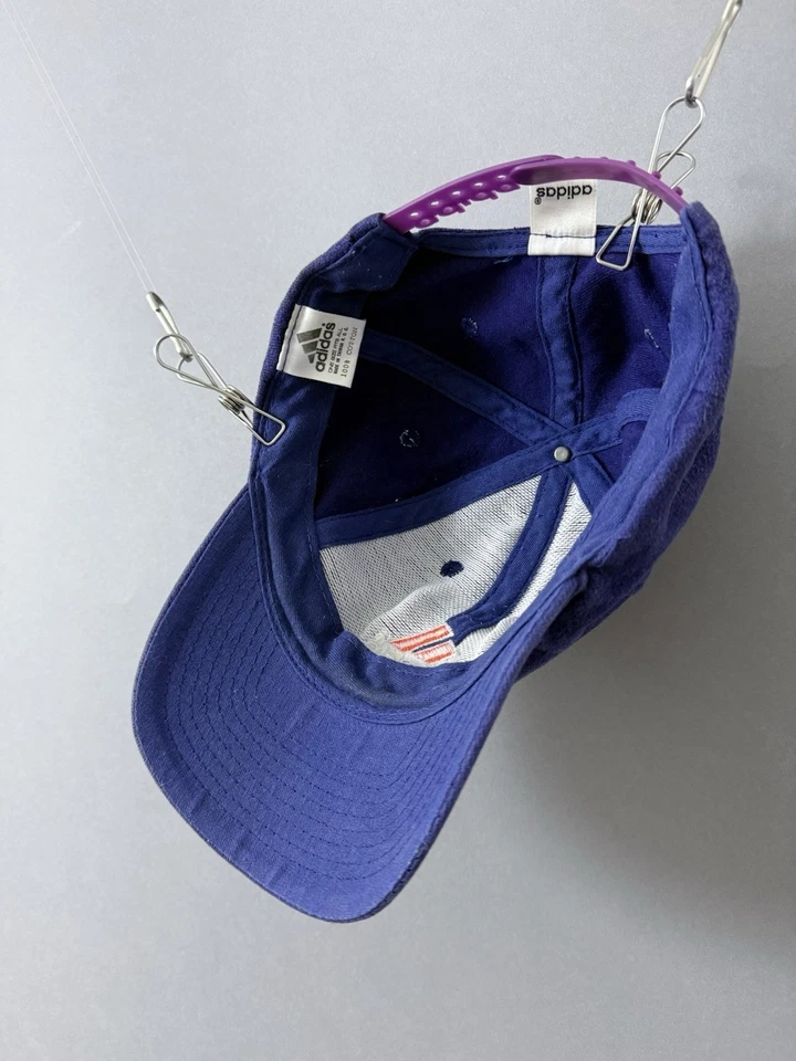 Gorra de béisbol rara vintage de los 80 púrpura Adidas deletreada a presión talla única Foto 4 de 4