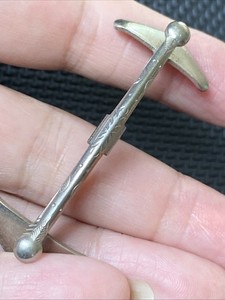 Vintage Collar Clip Southwest Etched Bar RINK=LESS Patent