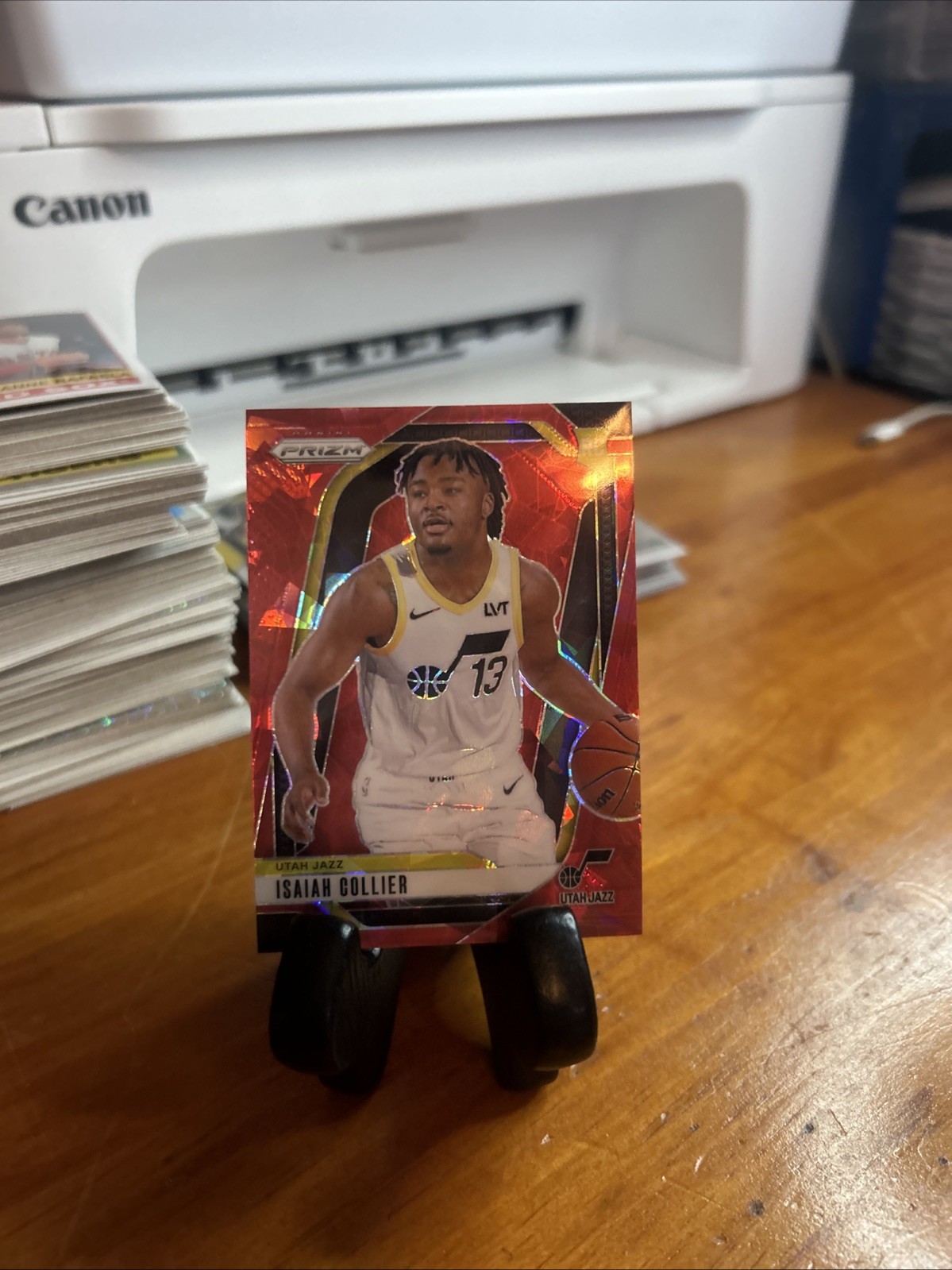 2024-25 Panini Prizm - Isaiah Collier #227 Red Ice Prizm (RC)