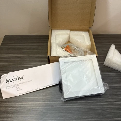 MAXIM 57720WTWT Wafer LED 1-Light 4.5" Wide White Flush Mount Light Outdoor - Picture 1 of 9