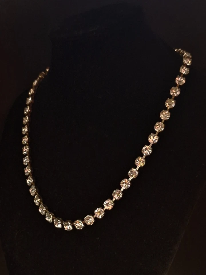 IL MONILE  GIROCOLLO  con Cristalli VINTAGE anni'80 Made in ITALY  - Immagine 2 di 4