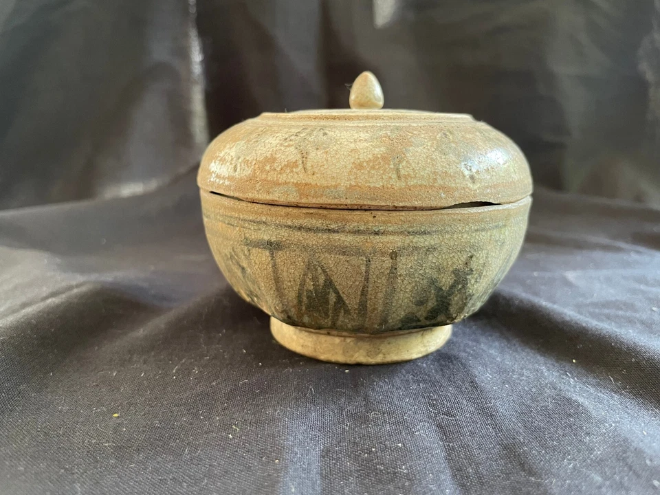 Antique 15th C pottery, Sawankhalok ceramic box, Swankalok Thailand Siam - Image 4 of 4