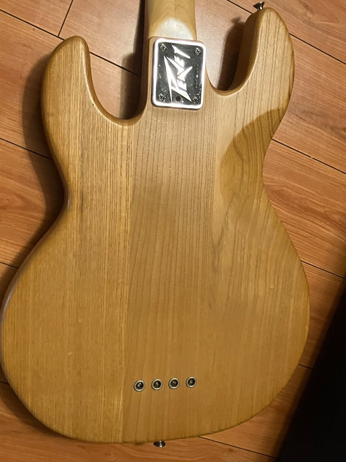 Picture 4 of 6