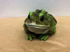 Bull Frog ~ Big old FROGS Cute!.. Figurine ~ Statue ~ FREE Shipped from USA!