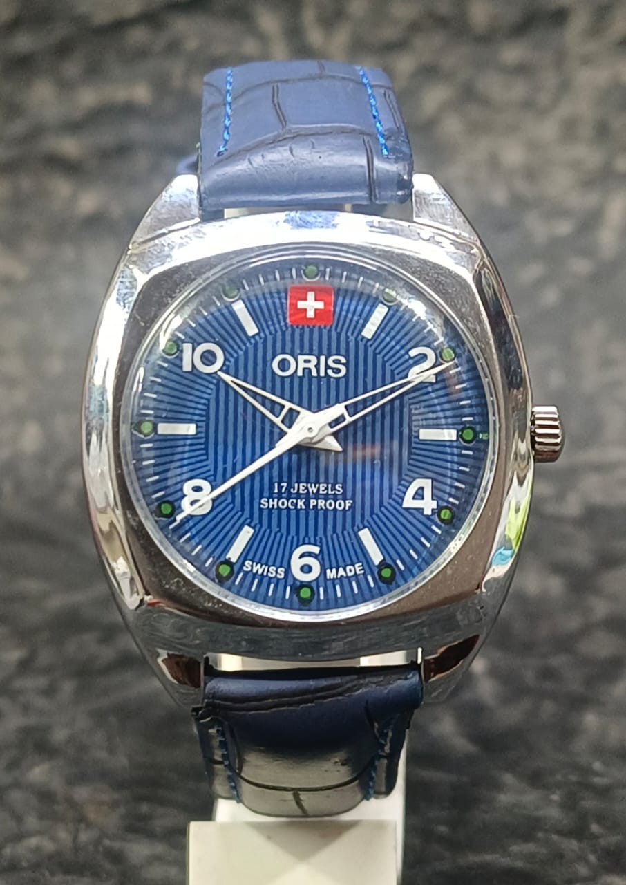 Hand Swiss Mechanical ST96 17J FHF Wind Vintage Watch Made ORIS - vintagewatches.pk