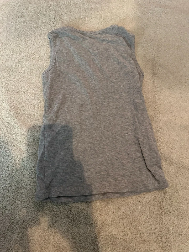 Camisetas sin mangas H&M 8 en total, para hombre talla 8/10 (ver imágenes) Foto 3 de 4