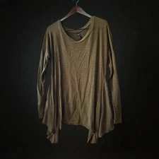 Lildy Women’s Tunic Flow Top Green Size L/Xl Long Sleeve. G34