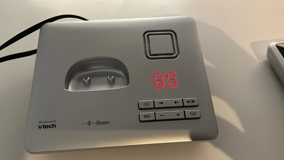 Sinus A103 Schnurlostelefon m. AB, Basis, Mobilteil, Kabel, leichte Gebrauchsspu - Bild 4 von 4