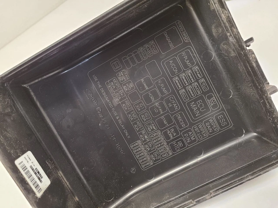 2011-2013 KIA SPORTAGE Fuse Box Engine 914113W700 914133W322 Foto 4 de 4