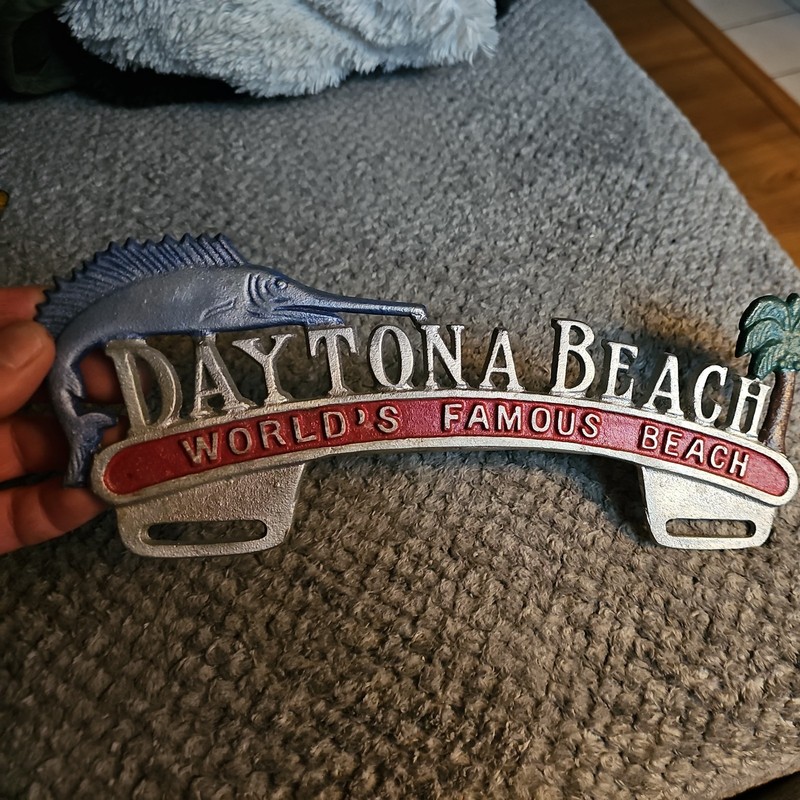 Vintage DAYTONA BEACH Florida License Plate Topper