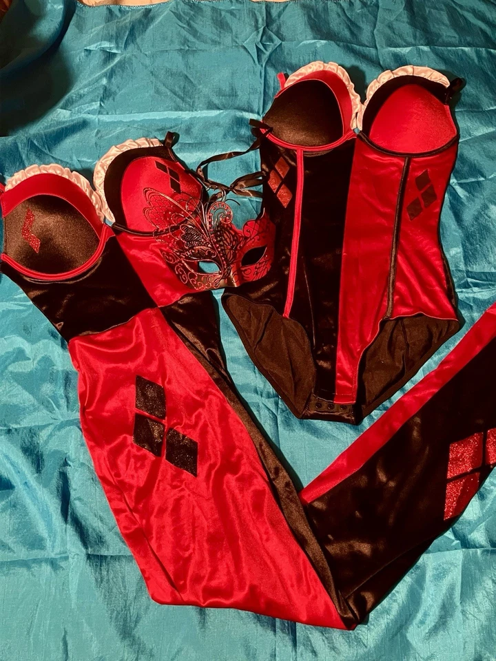 Harley Quinn Disfraces Legging Body y Leotardo Undergirl Mariposa Máscara Grande Foto 2 de 4