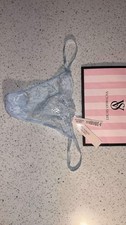 NWT Victoria  s Secret Dream Angels Twinkle Bow Lace V-String Panty size M