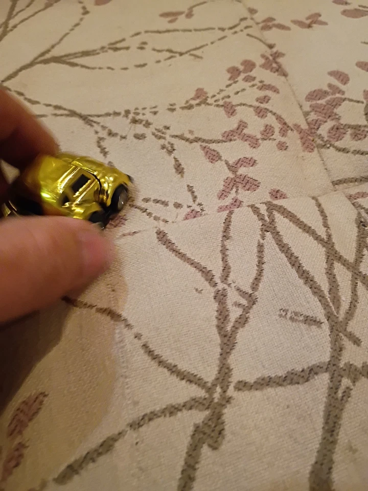 20 世纪 80 年代变形金刚 G2 大黄蜂金属金迷你 AutoBot 孩之宝大众甲壳虫 — 第 2/4 张图片