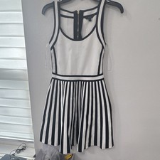 GUESS Black White Striped Fit & Flare Scoop Neck Sleeveless Short Dress Size L