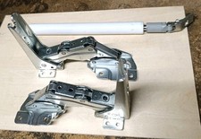 Liebherr integriert  Scharnier Set und Dämpfer 