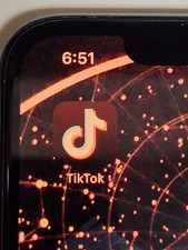  TIKTOK Apple iPhone 11 Pro Max 256 GB Green unlocked