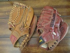 LEE  MAZZILLI/KIRBY  PUCKETT  Baseball Gloves Autographed Youth Models