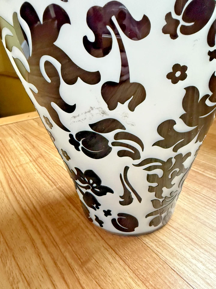 Jarrón chino vintage de vidrio de Pekín negro brillante y blanco mate 21" de alto Foto 3 de 4