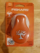 Fiskars TREE Lever Punch, 154730-1002 Crafts Scrapbooking Cards New
