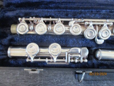 Artley brand Flute w/ Hard Case. 18-O model . Made in USA | eBay