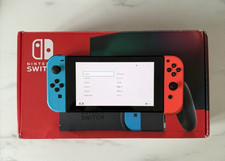 Nintendo Switch 32GB Neon Red & Blue Joy-Cons Boxed Bundle