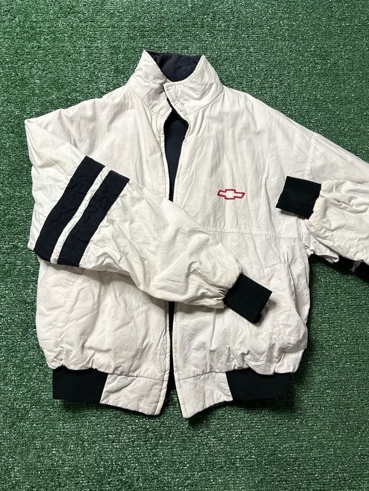 Chevy reversible jacket size large - image 1