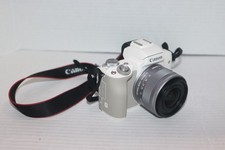Canon EOS Kiss M Mirrorless Camera EF-M 15-45mm IS STM Lens Kit White