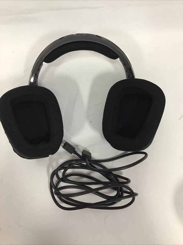 Logitech G635 981-000748 7.1 LIGHTSYNC Surround Sound Gaming Headset - Black - Image 3 of 4