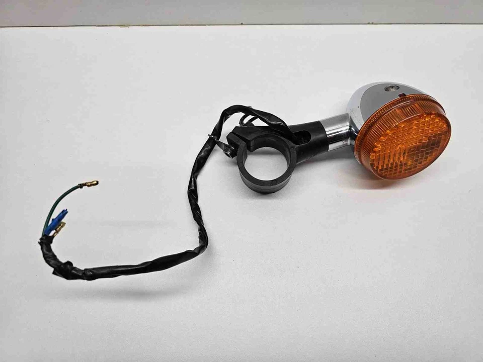 HONDA VTX Blinker Original rechts vorne 1300C 55kw Baujahr 2006 32426068 - Bild 1 von 4