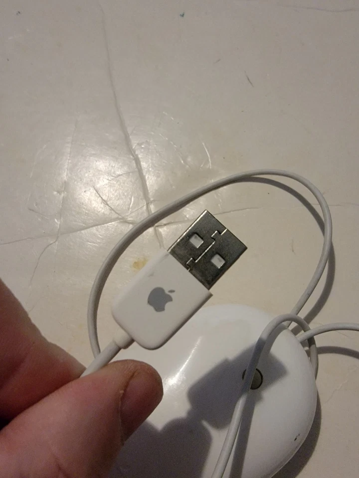 Original Apple Mighty Mouse kabelgebunden USB weiß Model No A1152 - Bild 4 von 4