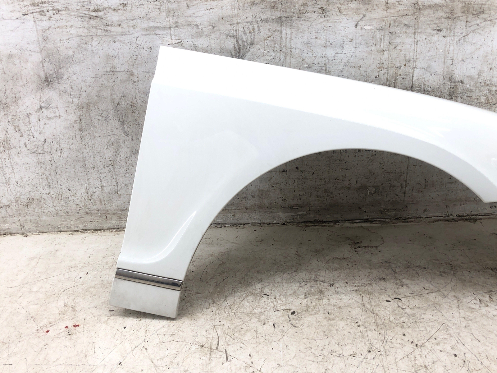 2006-2012 BENTLEY CONTINENTAL FLYING SPUR SPEED OEM RH RIGHT FENDER WHITE