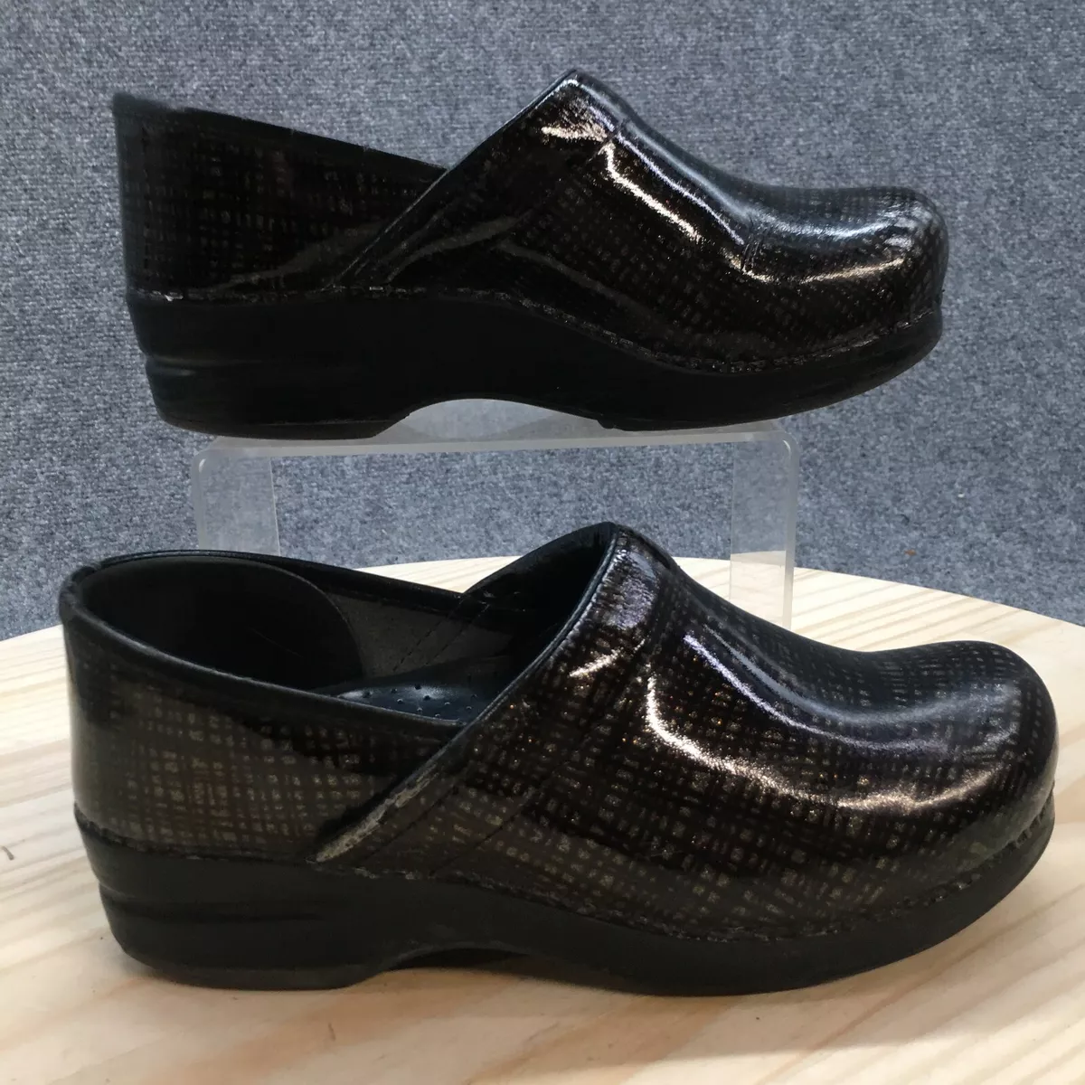 Dansko Shoes Womens 38 Professional Clogs Plaid Black Patent